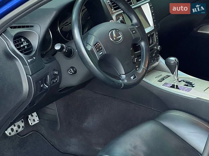 Седан Lexus IS 2008 в Днепре