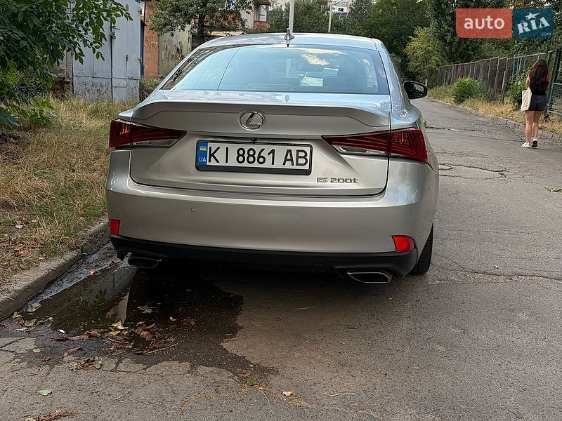 Седан Lexus IS 2017 в Білій Церкві