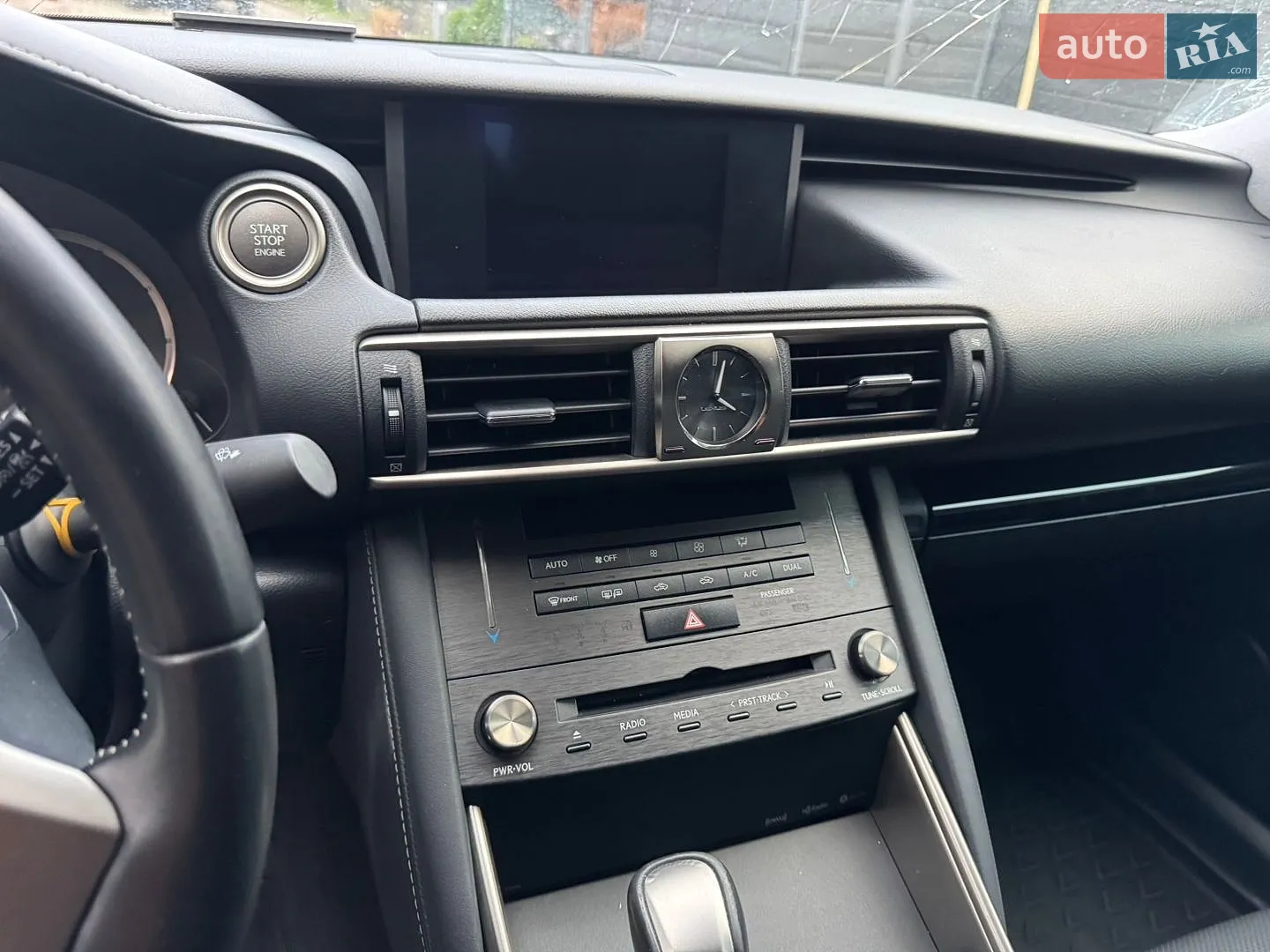 2018 Lexus IS - мініатюра 27