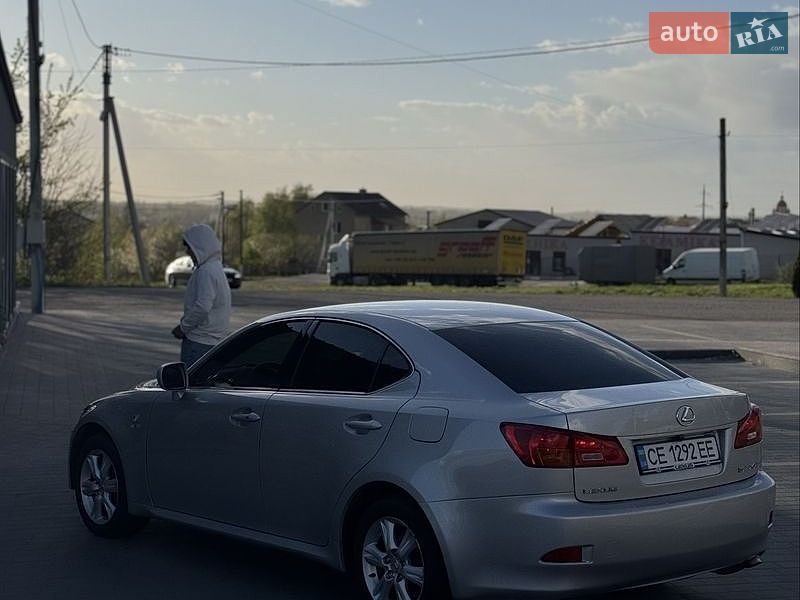 Седан Lexus IS 2007 в Мостиске