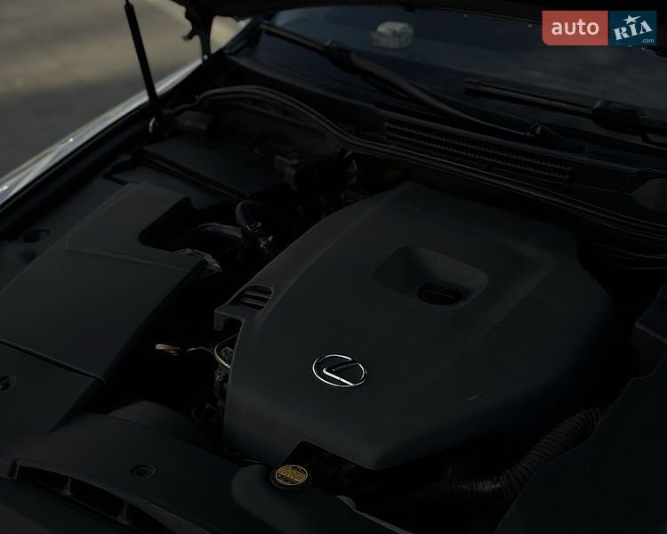 Седан Lexus IS 2007 в Мостиске