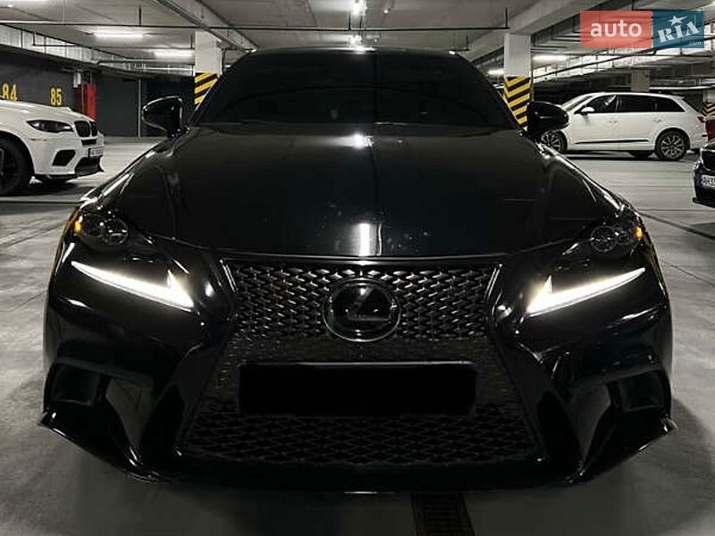 Седан Lexus IS 2015 в Дніпрі