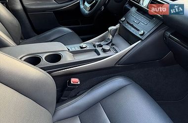 Седан Lexus IS 2015 в Києві