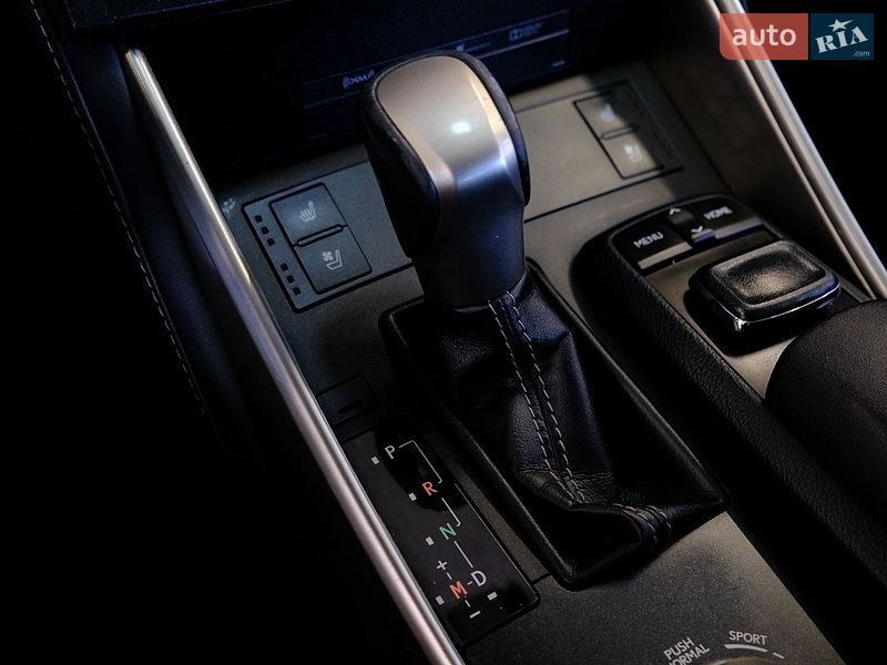 Седан Lexus IS 2015 в Одесі