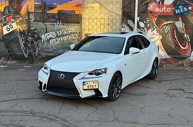 Седан Lexus IS 2016 в Киеве