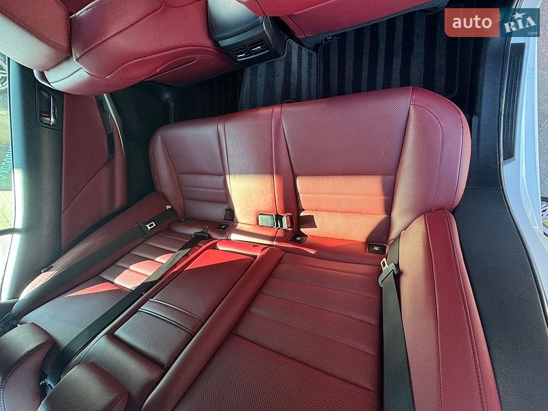 Седан Lexus IS 2015 в Києві