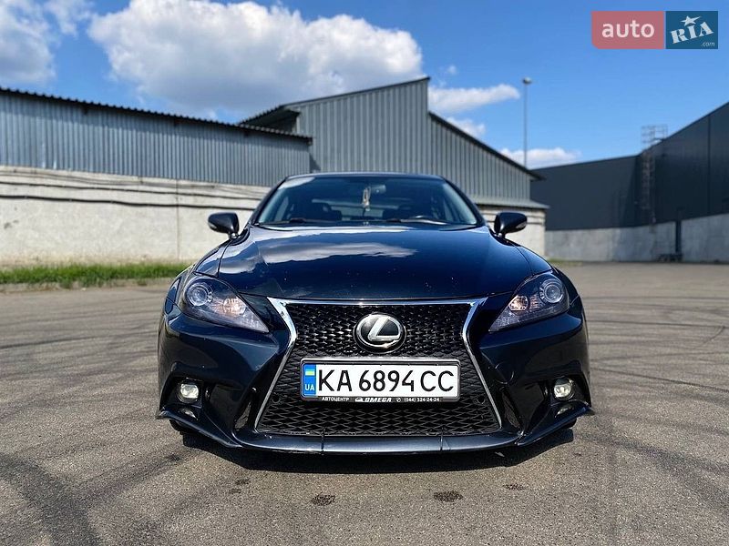 Седан Lexus IS 2011 в Киеве фото 2 Седан Lexus IS 2011 в Киеве