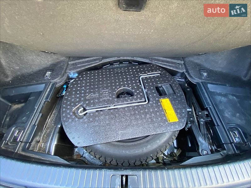Седан Lexus IS 2011 в Киеве фото 33 Седан Lexus IS 2011 в Киеве
