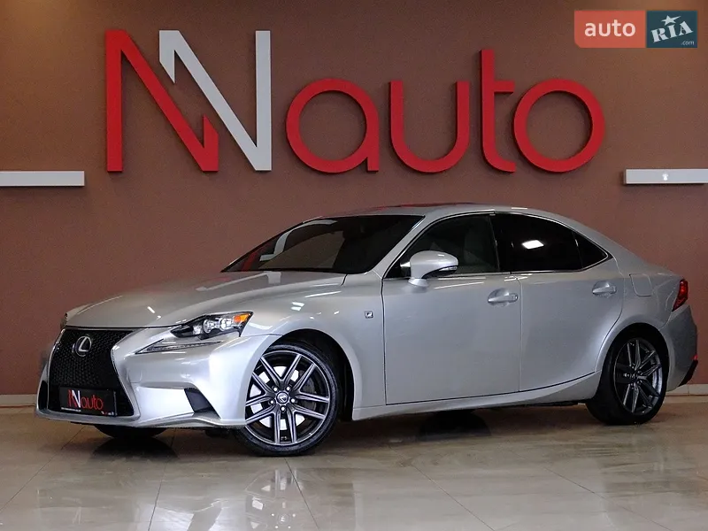 Lexus IS 2015