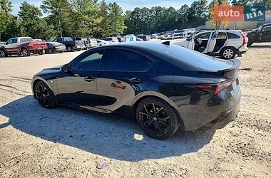 Седан Lexus IS 2024 в Ужгороді