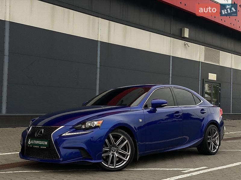 Lexus IS 2016