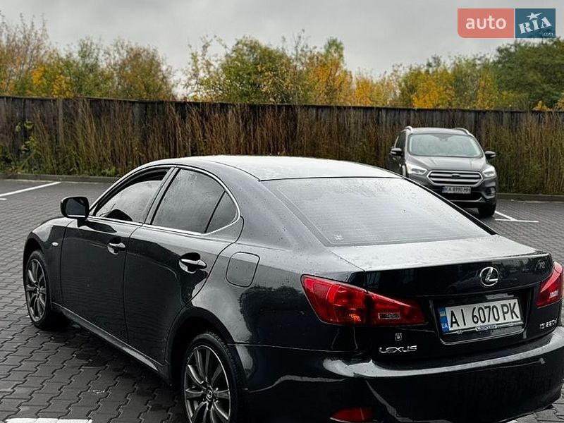 Седан Lexus IS 2006 в Києві