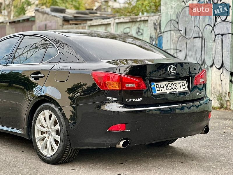 Седан Lexus IS 2006 в Одесі