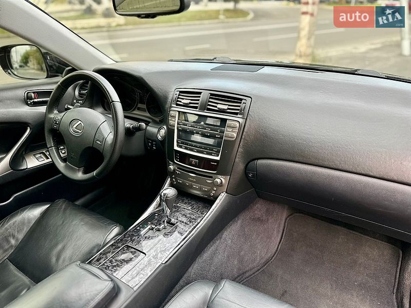 Седан Lexus IS 2006 в Одесі