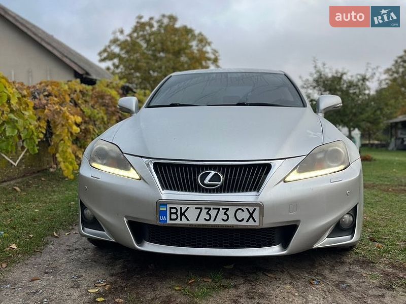 Lexus IS 2011 Lexus IS 2011