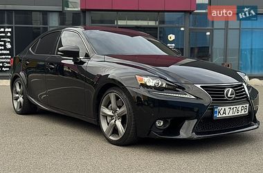 Седан Lexus IS 2015 в Києві