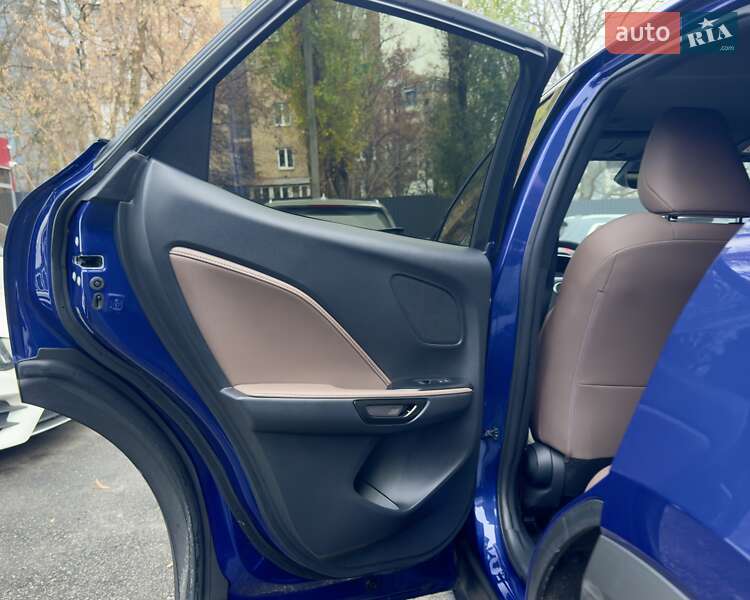 Позашляховик / Кросовер Lexus LBX 2023 в Києві