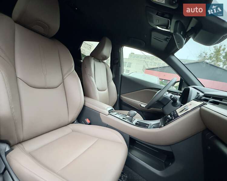 Позашляховик / Кросовер Lexus LBX 2023 в Києві