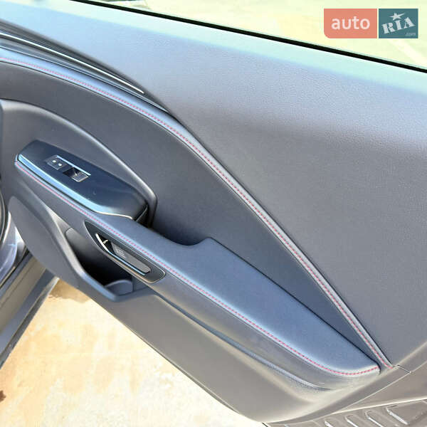 Позашляховик / Кросовер Lexus LBX 2024 в Києві фото 25 Позашляховик / Кросовер Lexus LBX 2024 в Києві