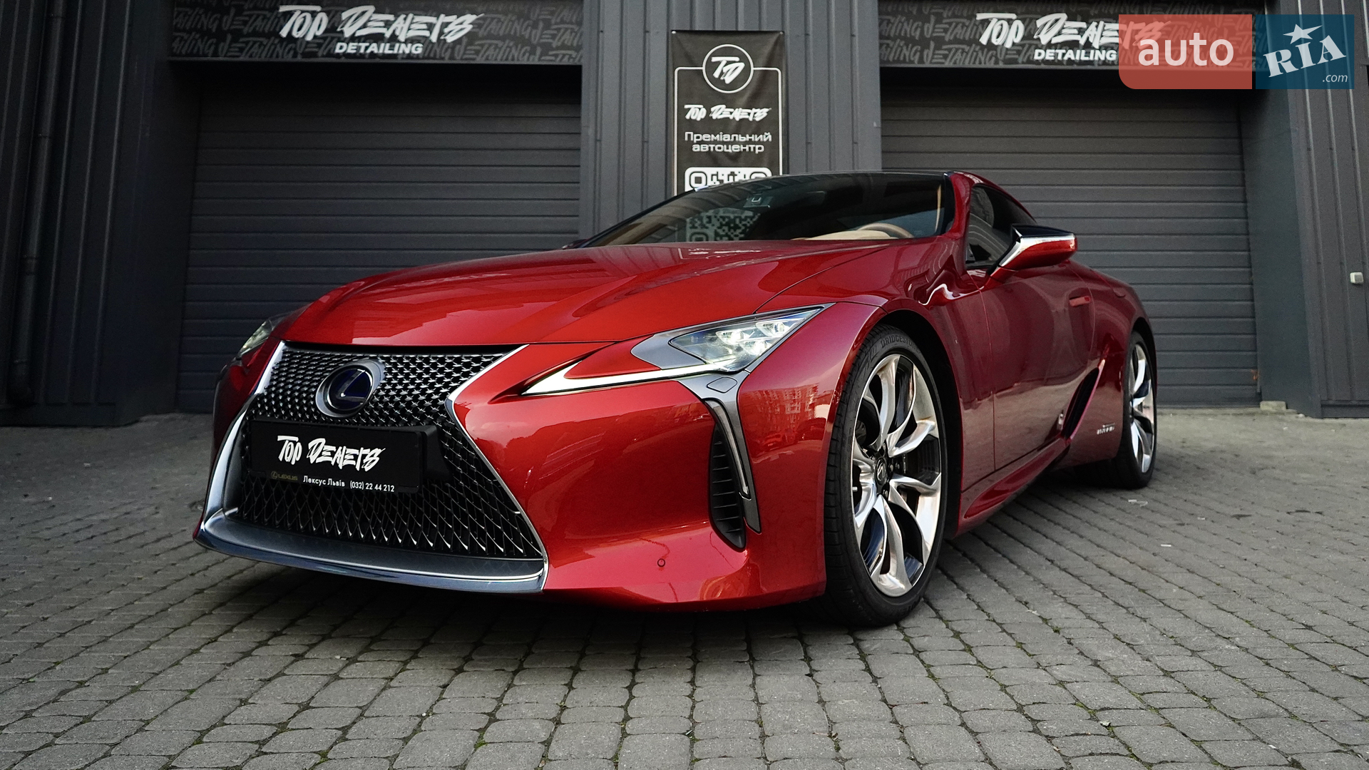 2017 Lexus LC - мініатюра 16