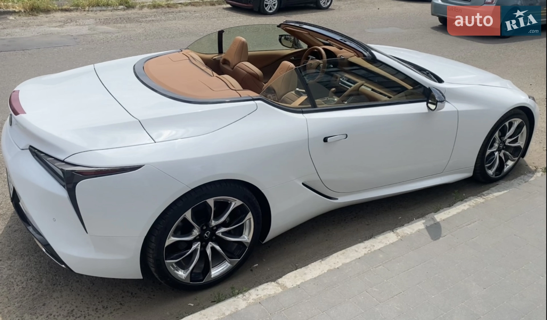 2020 Lexus LC - мініатюра 2