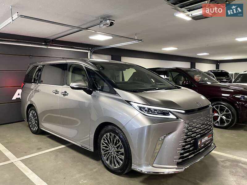 Lexus LM 2024