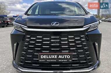 Мінівен Lexus LM 2024 в 