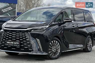 Мінівен Lexus LM 2024 в 