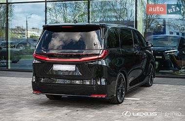 Мінівен Lexus LM 2025 в Дніпрі фото 9 Мінівен Lexus LM 2025 в Дніпрі