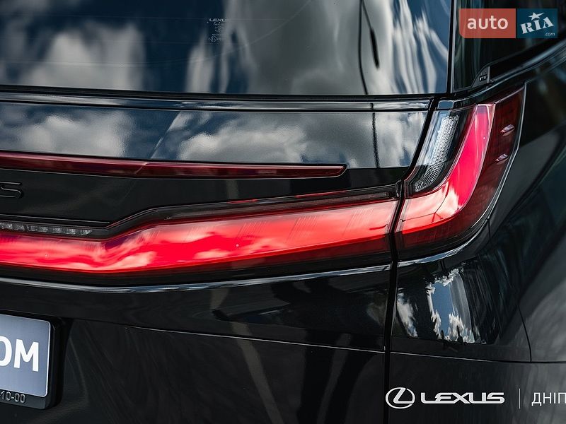 Мінівен Lexus LM 2025 в Дніпрі фото 52 Мінівен Lexus LM 2025 в Дніпрі