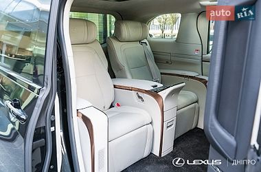 Мінівен Lexus LM 2025 в Дніпрі фото 31 Мінівен Lexus LM 2025 в Дніпрі