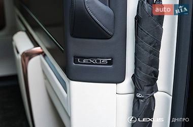 Мінівен Lexus LM 2025 в Дніпрі фото 42 Мінівен Lexus LM 2025 в Дніпрі