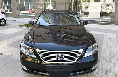 Седан Lexus LS 2008 в 