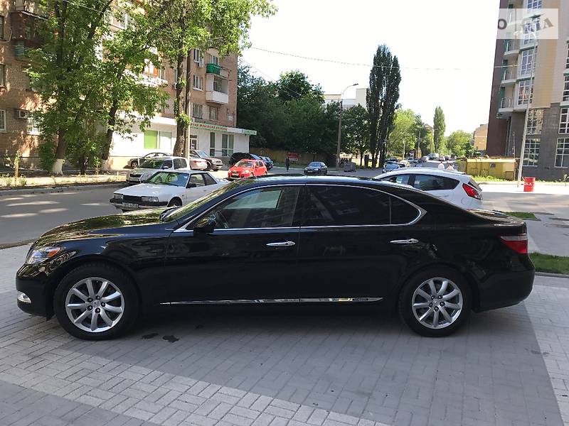 Седан Lexus LS 2008 в Киеве фото 7 Седан Lexus LS 2008 в Киеве
