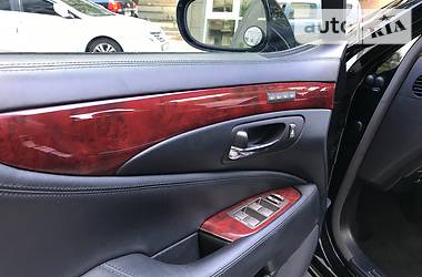 Седан Lexus LS 2008 в 