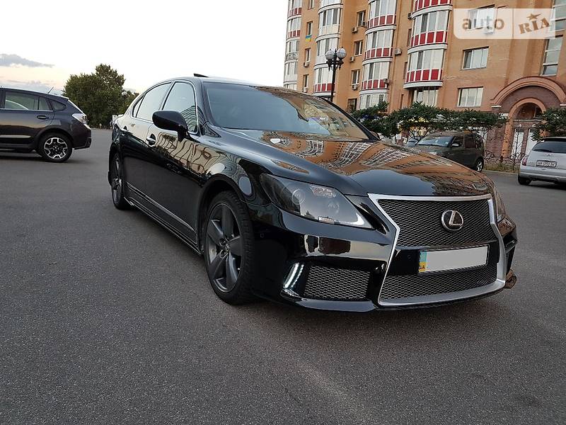 Седан Lexus LS 2008 в Киеве