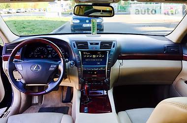 Седан Lexus LS 2008 в Киеве