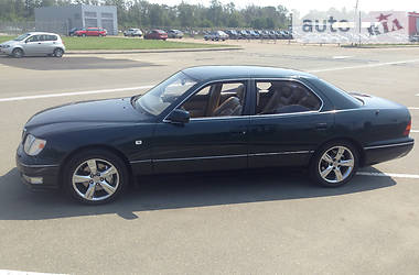 Седан Lexus LS 1998 в Києві