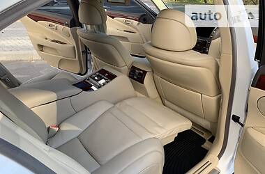 Седан Lexus LS 2008 в Киеве