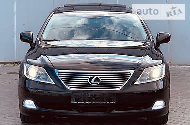 Седан Lexus LS 2008 в 