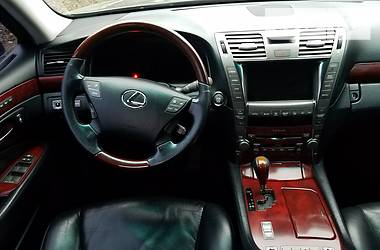 Седан Lexus LS 2007 в Одессе