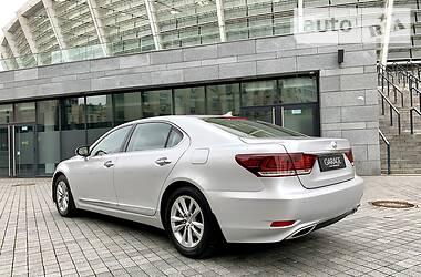 Седан Lexus LS 2014 в Киеве