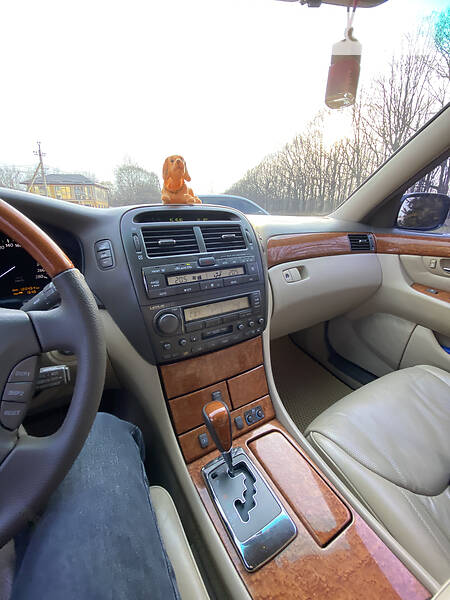 Седан Lexus LS 2004 в Одесі