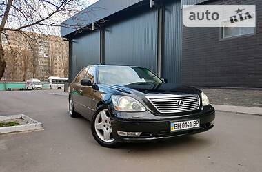 Седан Lexus LS 2004 в 