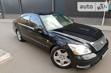 Седан Lexus LS 2004 в 