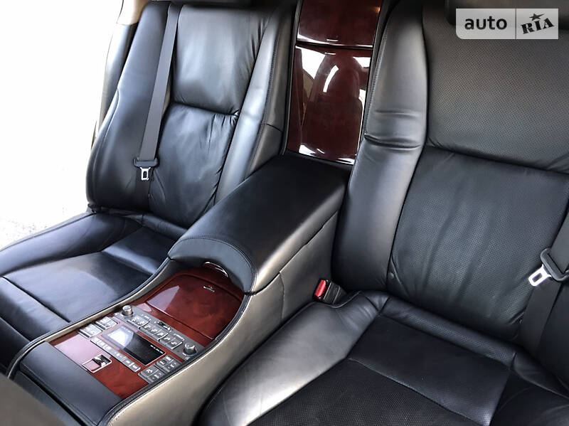Седан Lexus LS 2007 в Києві