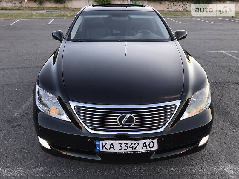 Седан Lexus LS 2007 в Києві