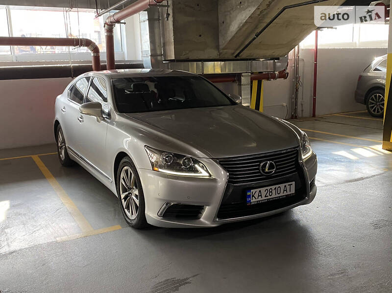 Седан Lexus LS 2013 в Киеве