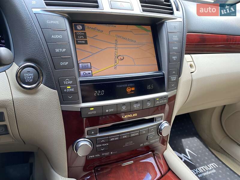 Седан Lexus LS 2011 в Одесі