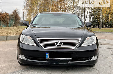 Седан Lexus LS 2008 в 